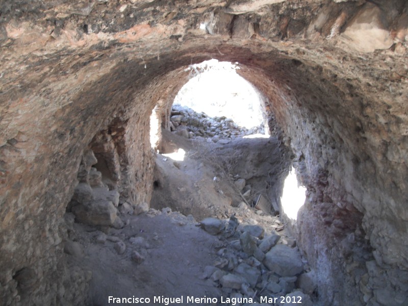 Aljibe romano del Cerro Maquiz - Aljibe romano del Cerro Maquiz. Interior