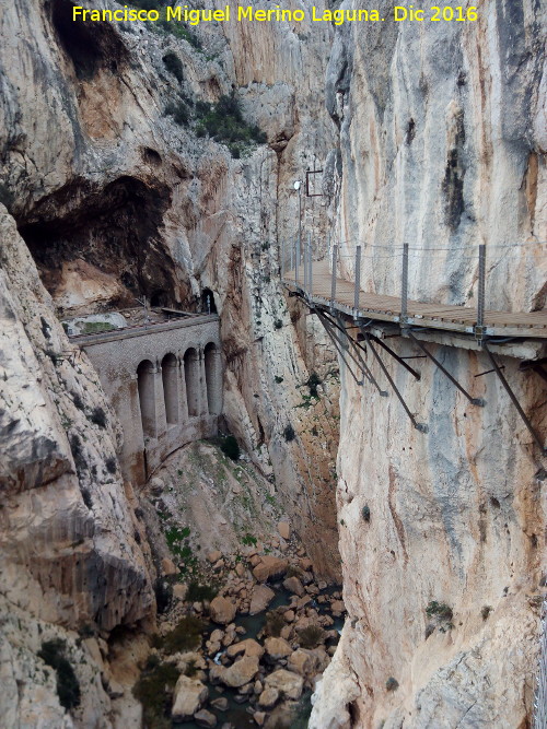 Caminito del Rey - Caminito del Rey. En el Desfiladero de los Gaitanes