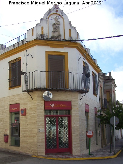 Edificio de la Caja de Ahorros - Edificio de la Caja de Ahorros. 