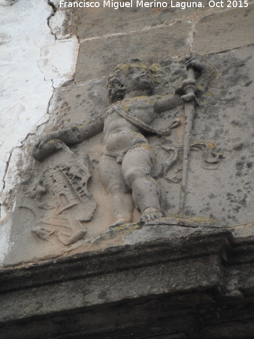 Palacio de las Columnas - Palacio de las Columnas. Escudo izquierdo