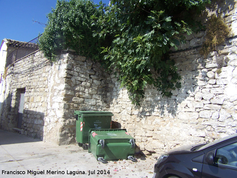 Murallas de Iznatoraf - Murallas de Iznatoraf. Calle Cobertizo