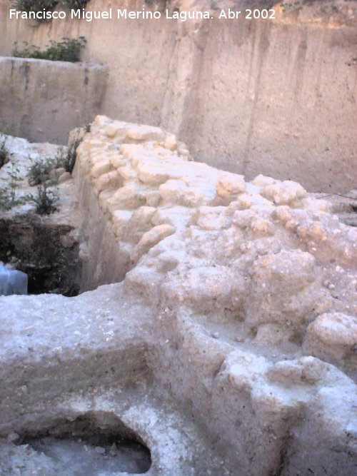 Marroques Bajos - Marroques Bajos. Muro defensivo dentro del primer cuarto anillo para defender las zonas de elaboracin de metal