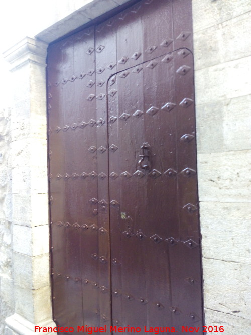 Puerta - Puerta. Calle Joaqun Costa - Jan