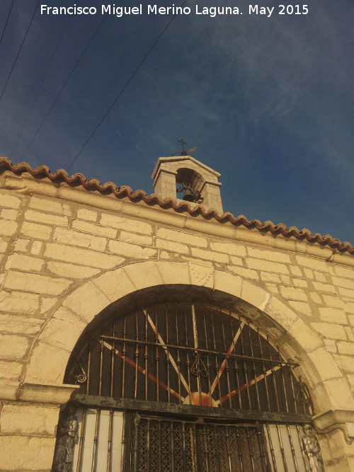 Ermita del Calvario - Ermita del Calvario. Espadaa y arco