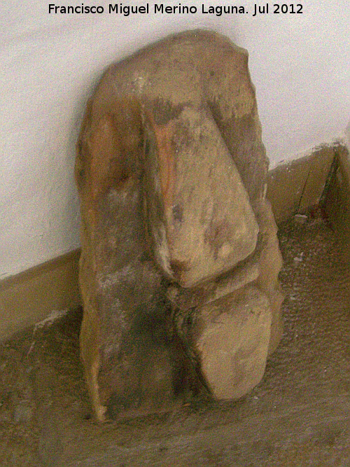 Calle Huerto del Cannigo - Calle Huerto del Cannigo. Balaustre. Museo Arqueolgico de beda