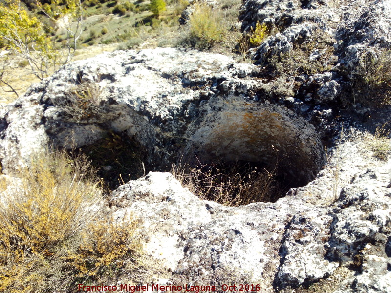 El Castelln - El Castelln. Silos excavados en roca