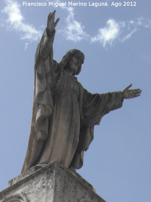 Monumento al Sagrado Corazn - Monumento al Sagrado Corazn. Estatua