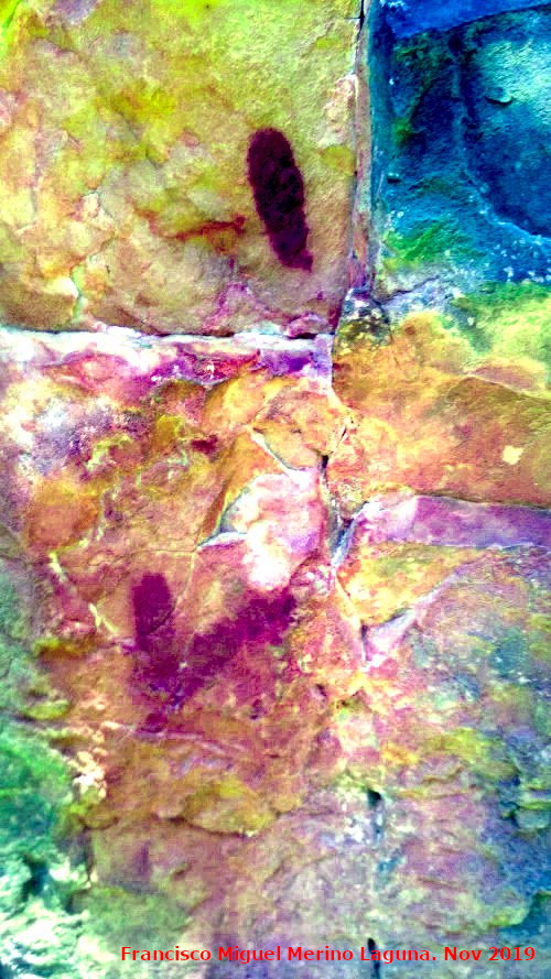 Pinturas rupestres del Cimbarrillo de Mara Antonia II - Pinturas rupestres del Cimbarrillo de Mara Antonia II. Tratada con Dstretch