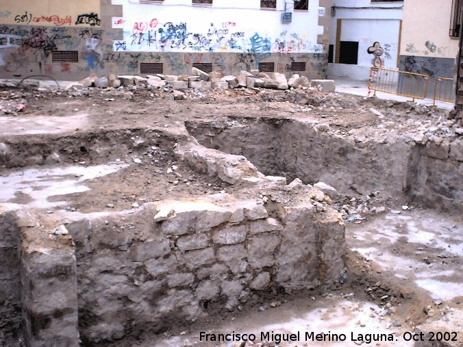 Calle Coln - Calle Coln. Excavacin arqueolgica donde hoy est la Farmacia en frente del Teatro