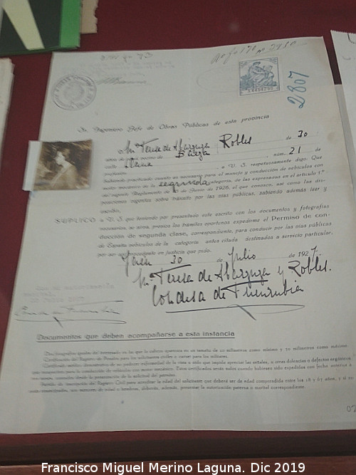 Calle Francisco Coello - Calle Francisco Coello. Francisco Miguel Merino Laguna. Dic 2019. Archivo Hist�rico Provincial