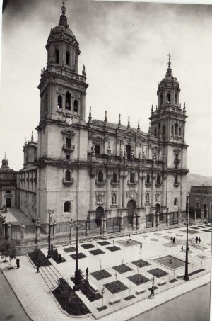 Catedral de Jan - Catedral de Jan. Foto antigua