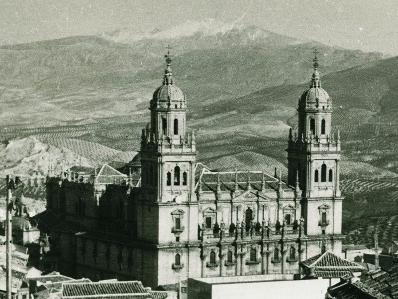 Catedral de Jan - Catedral de Jan. Foto antigua. Fotografa de Manuel Romero vila. Archivo IEG