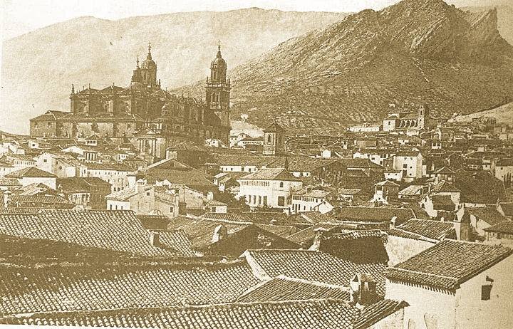 Catedral de Jan - Catedral de Jan. 1862. Foto de Charles Clifford. Se puede observar todava la Torre del Convento de San Francisco