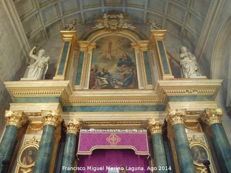 Catedral de Jan. Capilla de Santiago - Catedral de Jan. Capilla de Santiago. tico cegando la ventana