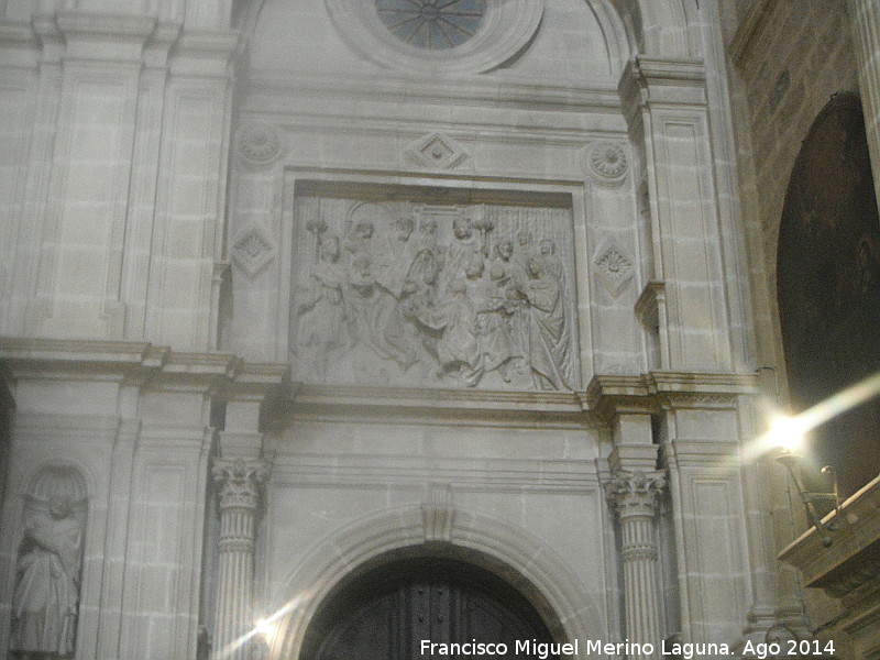 Catedral de Jan. Fachada Norte Interior - Catedral de Jan. Fachada Norte Interior. Relieve