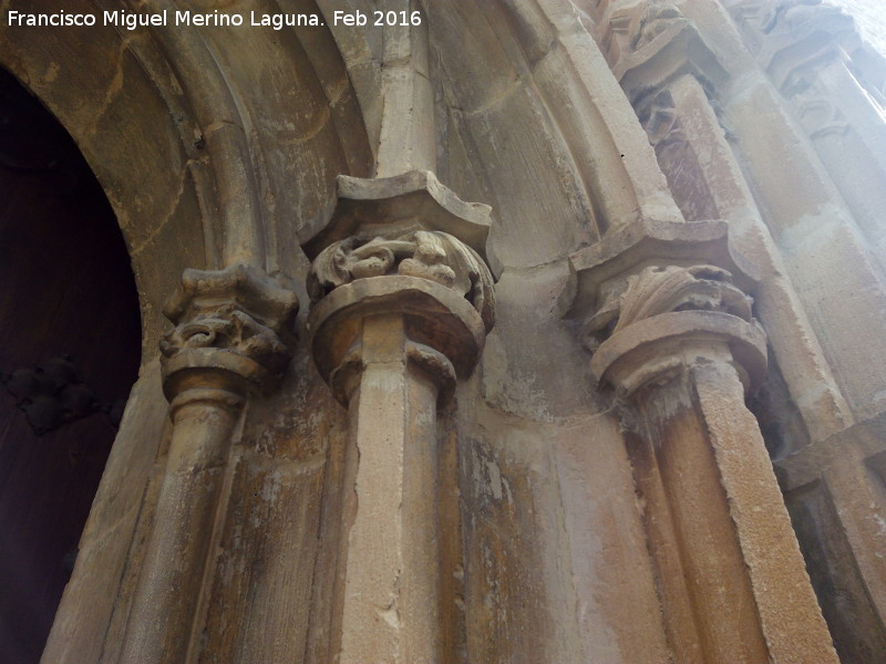 Iglesia de la Magdalena - Iglesia de la Magdalena. Capiteles derechos