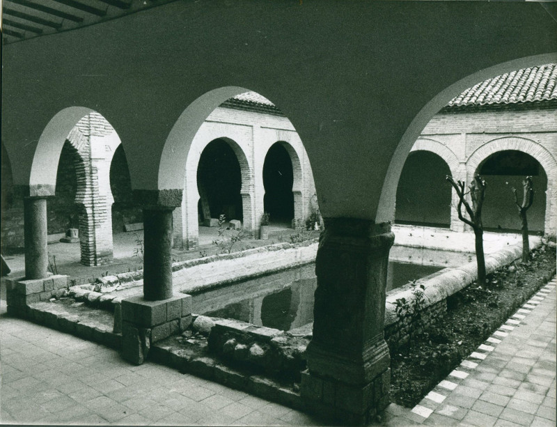 Iglesia de la Magdalena - Iglesia de la Magdalena. Foto antigua. Archivo IEG