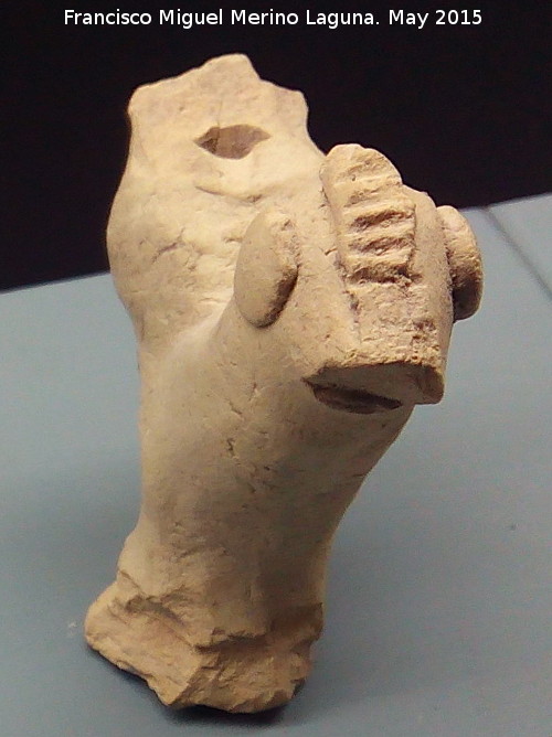 Barrio medieval de la Calle San Vicente - Barrio medieval de la Calle San Vicente. Silbato zoomorfo. Museo Provincial de Ja�n