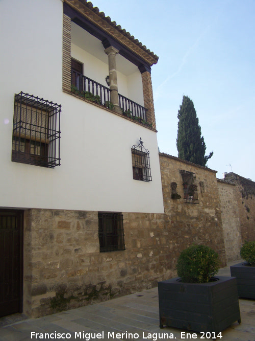 Casa de la Plaza de Santa Mara n 3 - Casa de la Plaza de Santa Mara n 3. Lateral