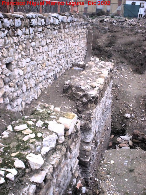 Muralla de Jan. Lienzo desde el Torren D - Muralla de Jan. Lienzo desde el Torren D. Paso de guardia con las dos troneras