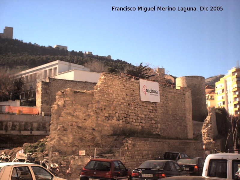 Muralla de Jan. Lienzo desde el Torren D - Muralla de Jan. Lienzo desde el Torren D. Durante las obras del Teatro