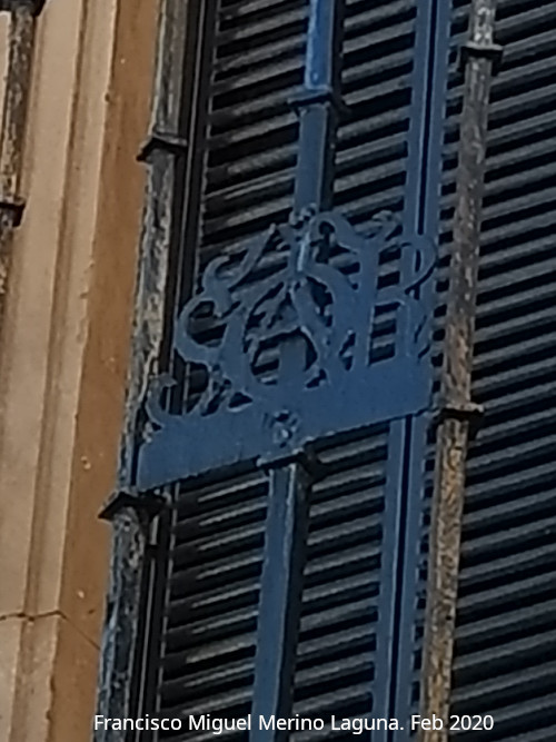 Colegio Sagrado Coraz�n de Jes�s - Colegio Sagrado Coraz�n de Jes�s. Inicial del balc�n