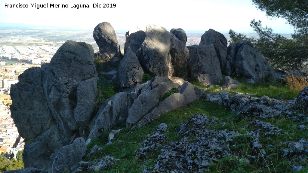 Cerro de Santa Catalina - Cerro de Santa Catalina. Formaciones rocosas de la ladera norte