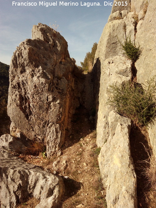 Cerro de Santa Catalina - Cerro de Santa Catalina. Paso en la ladera sur