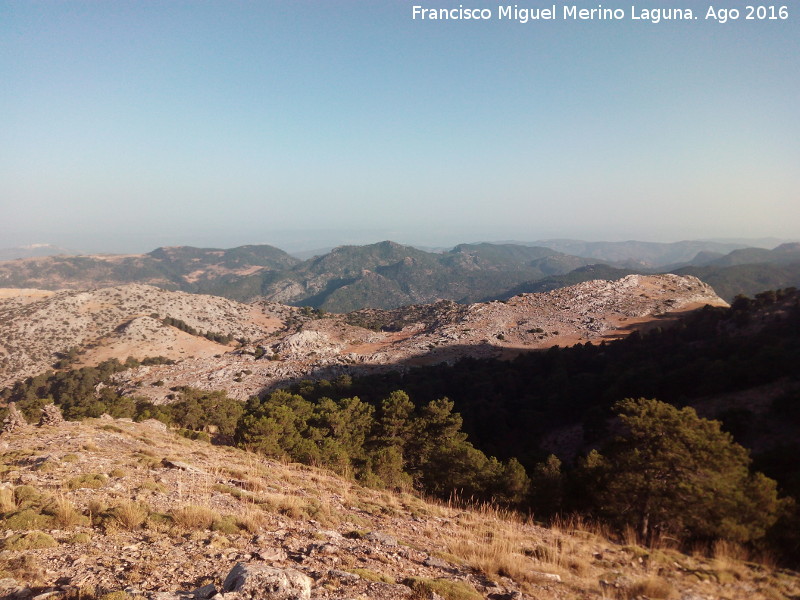 Blanquillo - Blanquillo. Vistas hacia la Lancha de la Cigarra