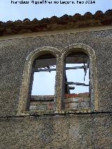 Iglesia de Cetrina Viejo. Ventana lateral con parteluz