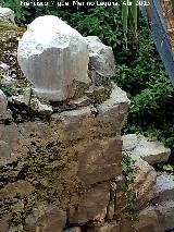 Muralla de Jan. Puerta de Baeza. Columna