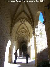 Colegiata de Santa Mara de los Reales Alczares. Claustro. Galera