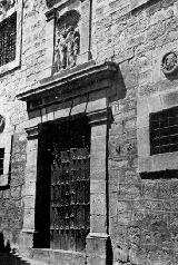 Iglesia de San Andrs. Fotografa antigua de la Fachada de la Institucin