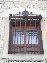 Palacio de Villardompardo. Ventana principal