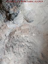 Pinturas rupestres de la Cueva de Ro Fro. Cazoletas