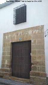 Casa de la Calle Gracia n� 25. Ventana y portada