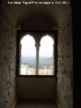 Castillo de Jimena. Ventana geminada