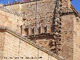 Baslica de Santa Mara la Mayor. Comienzo de arcos, restos de la iglesia sin terminar