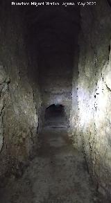 Camino de la Canalizaci�n de Los Villares. Interior del t�nel de noche
