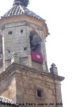 Iglesia de San Juan Bautista. Tocando las campanas