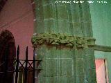 Iglesia de San Esteban. Guirnalda con motivos florales