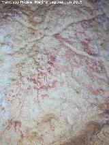 Pinturas rupestres del Pecho de la Fuente III. Antropomorfos Y y restos de pinturas