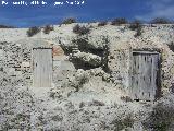 Casas Cueva de Galera. En la Zona I de la Necrpolis Ibrica de Ttugi