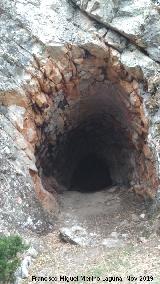 Pinturas rupestres de la Cueva de la Mina. Cueva de la Mina