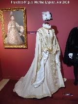 Felipe II. Vestido de la Infanta Isabel Clara Eugenia. Exposicin Palacio Episcopal Salamanca