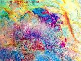 Pinturas rupestres de la Cueva de los Molinos. Tratada con Dstretch