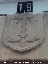 Casa de la Calle Molinos n 19. Escudo