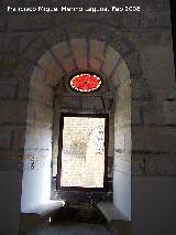 Hospital de Santiago. Escalera. Ventana