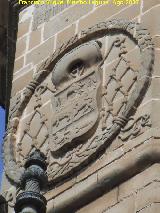 Iglesia de San Pablo. Escudo del campanario