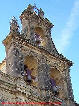 Colegiata de Santa Mara de los Reales Alczares. Espadaa derecha